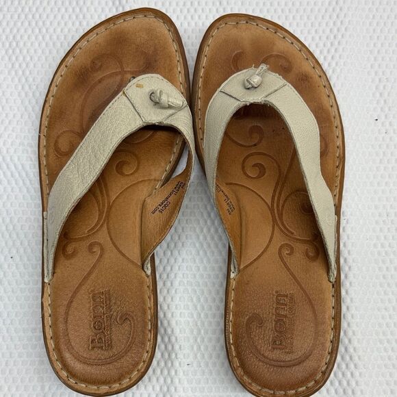 Born Cream Leather Women Sandals Thongs Flips - Picture 6 of 10